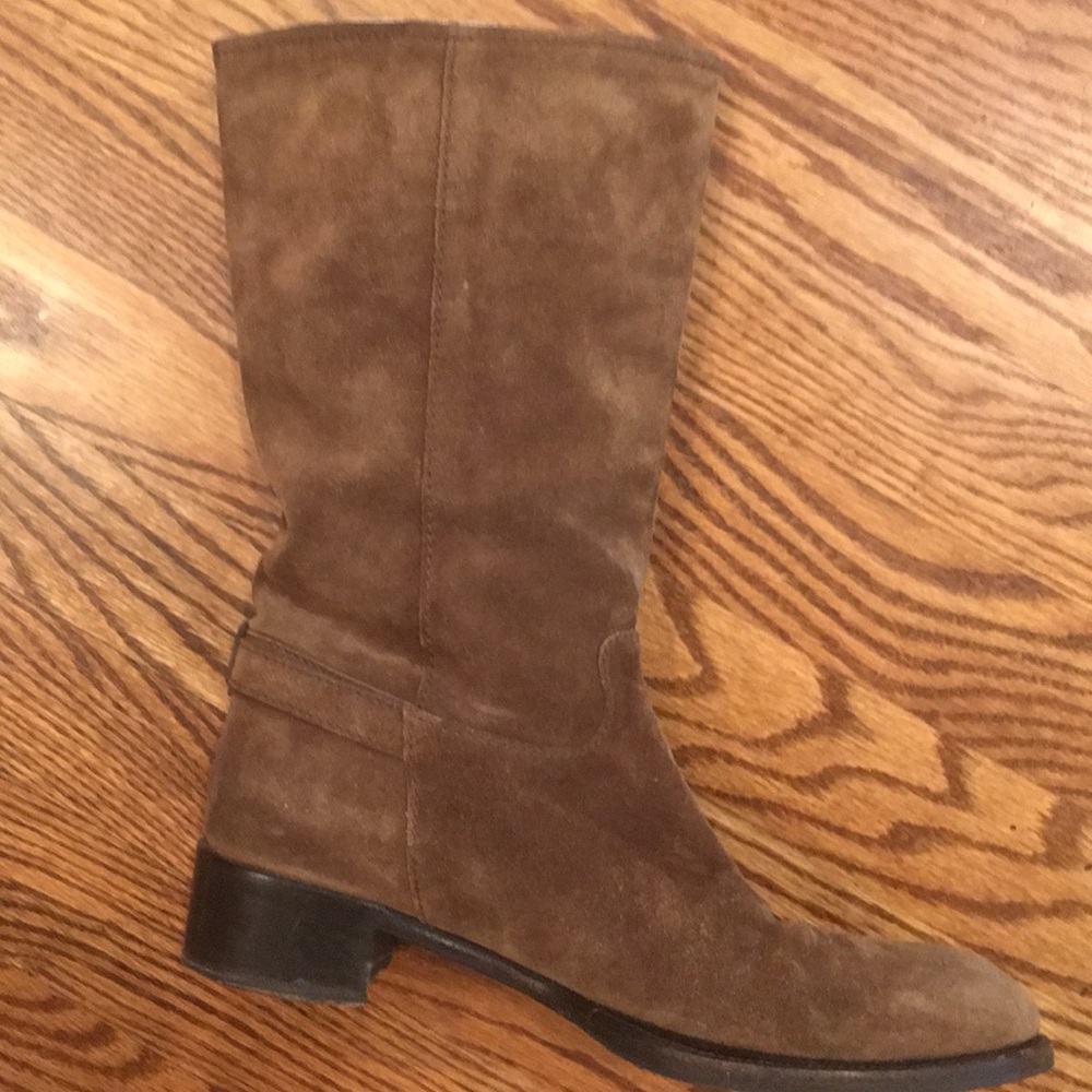 Prada suede boots; - Picture 4 of 7